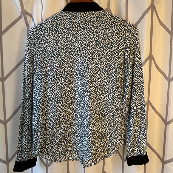 LOFT Blue and White Button-Up Blouse With Black Detail - Picture 4 of 4